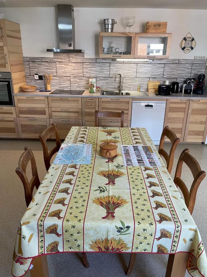 Spacieux Appartement Mons Exteriér fotografie